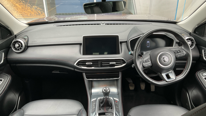 MG HS 1.5 T-GDI Trophy 5dr Petrol Hatchback